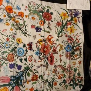 Gucci Scarve